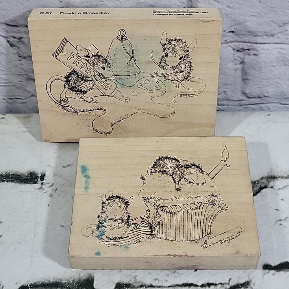 House Mouse design Stampa‎ Rosa Stamps Lot Of 2 Birthday Cupcake Frosting Flaw